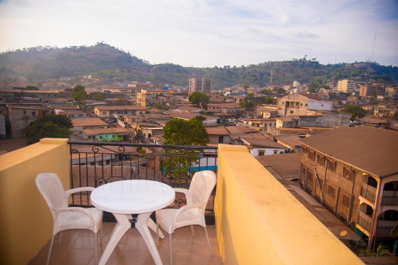 Appartement Meuble 2 Chambres Avec Salle De Bain - 1 Salon - 1E Cuisine - La Concorde - Quartier Nkomkana Yaoundé Buitenkant foto