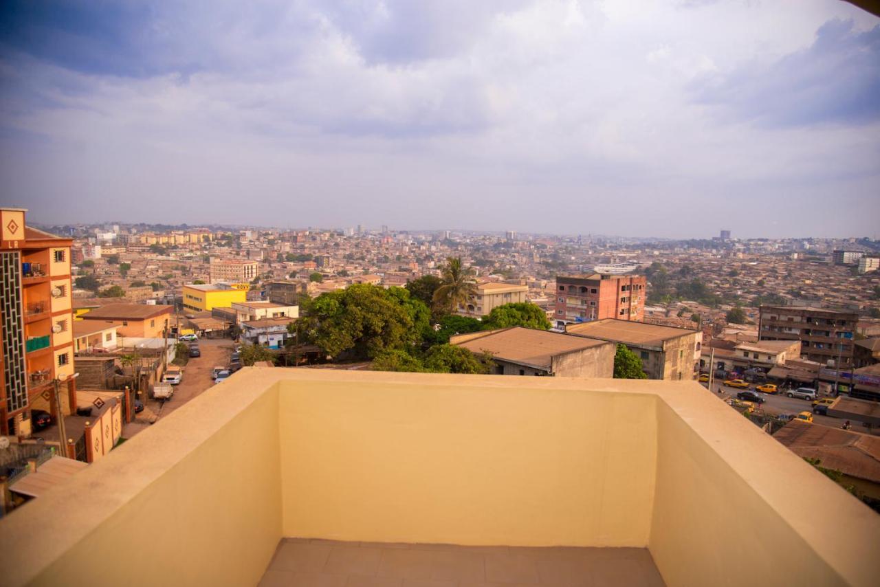 Appartement Meuble 2 Chambres Avec Salle De Bain - 1 Salon - 1E Cuisine - La Concorde - Quartier Nkomkana Yaoundé Buitenkant foto