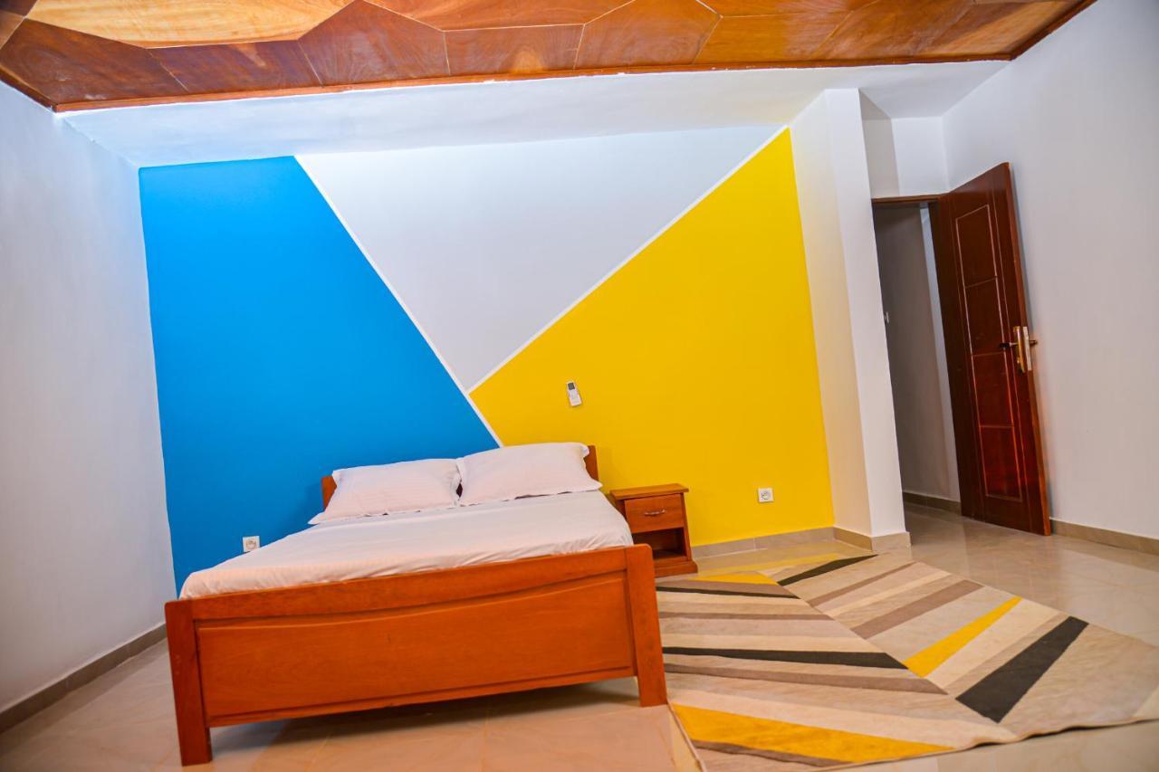 Appartement Meuble 2 Chambres Avec Salle De Bain - 1 Salon - 1E Cuisine - La Concorde - Quartier Nkomkana Yaoundé Buitenkant foto